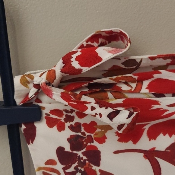 LOVERS AND FRIENDS Red Floral Printed Wrap Midi Skirt - Picture 6 of 14
